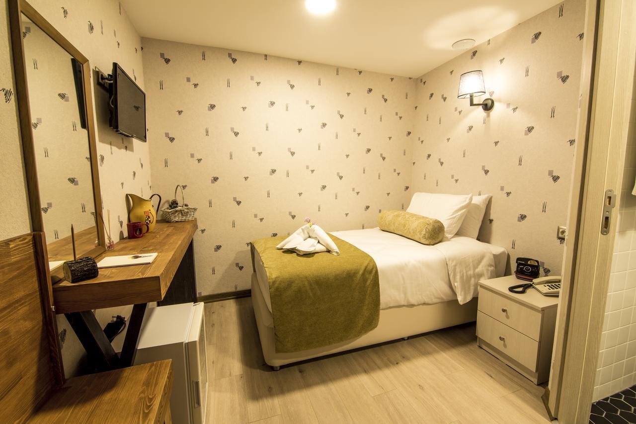 Kuzen Otel (Adults Only) Istanboel Buitenkant foto